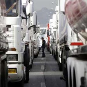 Autotrasporto al collasso, verso il fermo dal 17 aprile: “Costi insostenibili”