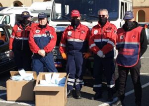 Volontari dell’Anc imbucano le mascherine a Novi e Tortona
