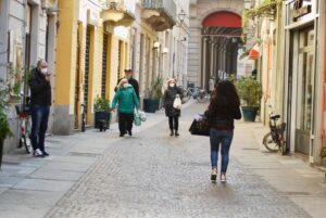 Covid: oggi in provincia 1 decesso, 385 contagi e 276 guarigioni