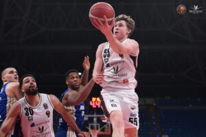 Carica Macura: “Non penso alla pelle ma alla Virtus”