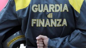 Scoperta dalla Finanza una discarica abusiva con amianto e veleni