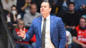 “Coach io ti esonero”  La scossa e l’alibi…