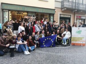I musicisti europei insieme a Tortona