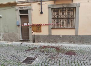 Tortona, sparatoria in centro: due persone in rianimazione