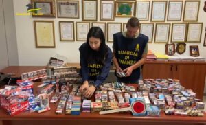 GdF, scoperti due bar che vendevano sigarette senza licenza
