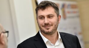 Bench Time | Giacomo Carrera – Club manager Derthona Basket