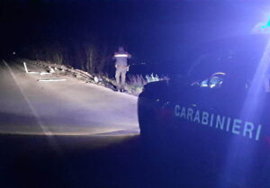 Pontecurone: ubriaco alla guida, finisce fuori strada