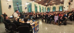 Tortona accoglie Salvini a braccia aperte