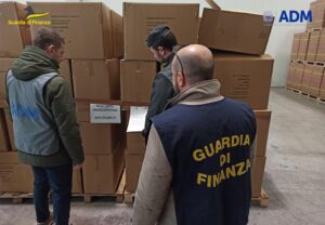 Sequestrati a Tortona 4,3 milioni di prodotti non sicuri