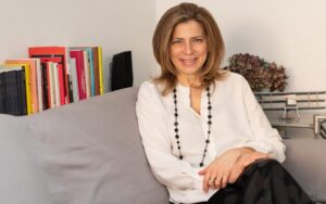 Raffaella Romagnolo presenta “La segreta cura” alla Namastè