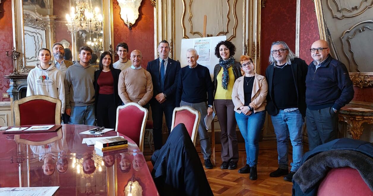 Fiori, sculture e laboratori: le proposte di domenica