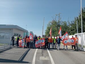 Maclog, ancora uno sciopero per la sopravvivenza