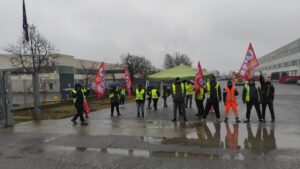 AdlCobas annuncia l’assunzione di 40 dipendenti Colussi