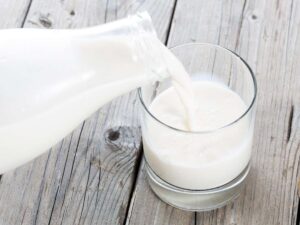 Latte, Coldiretti Piemonte: “Fermare le speculazioni dei caseifici”