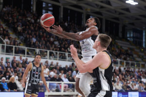 Bertram, a Trento arriva il primo stop stagionale