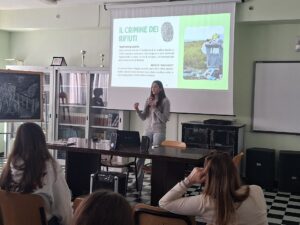 Tortona: “Stai chill, differenzia”: al Marconi studenti protagonisti della sostenibilità