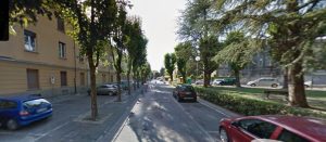 Cantiere al via in piazza Cesare Battisti per i nuovi marciapiedi