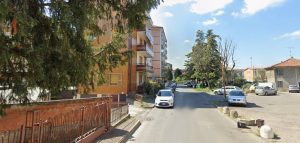 Via Fermi, cambia la circolazione: addio al doppio senso di marcia