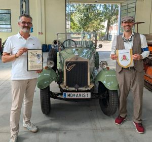 Tortona, una centenaria fa tappa al Museo Orsi con “Mission Monte-Carlo 26”