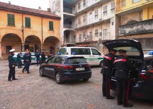Tortona: blitz in una palazzina abbandonata: scatta un’espulsione